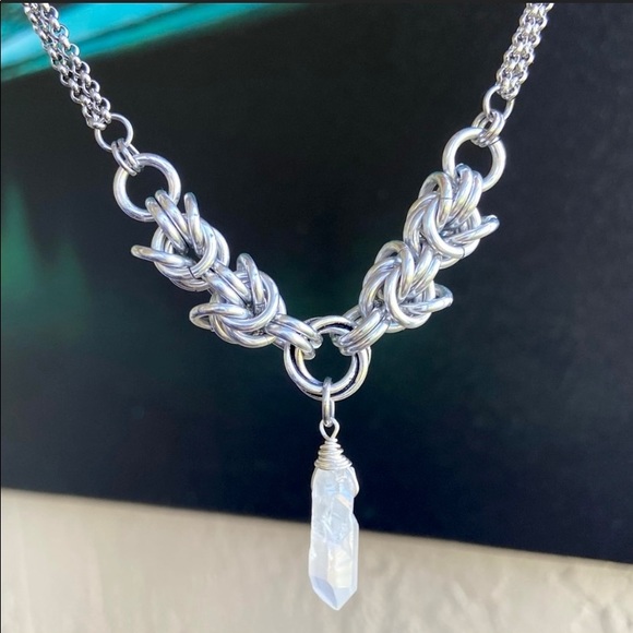 Maille crystal choker . Maille links chain & angel aura crystal quartz handmade - Picture 1 of 12